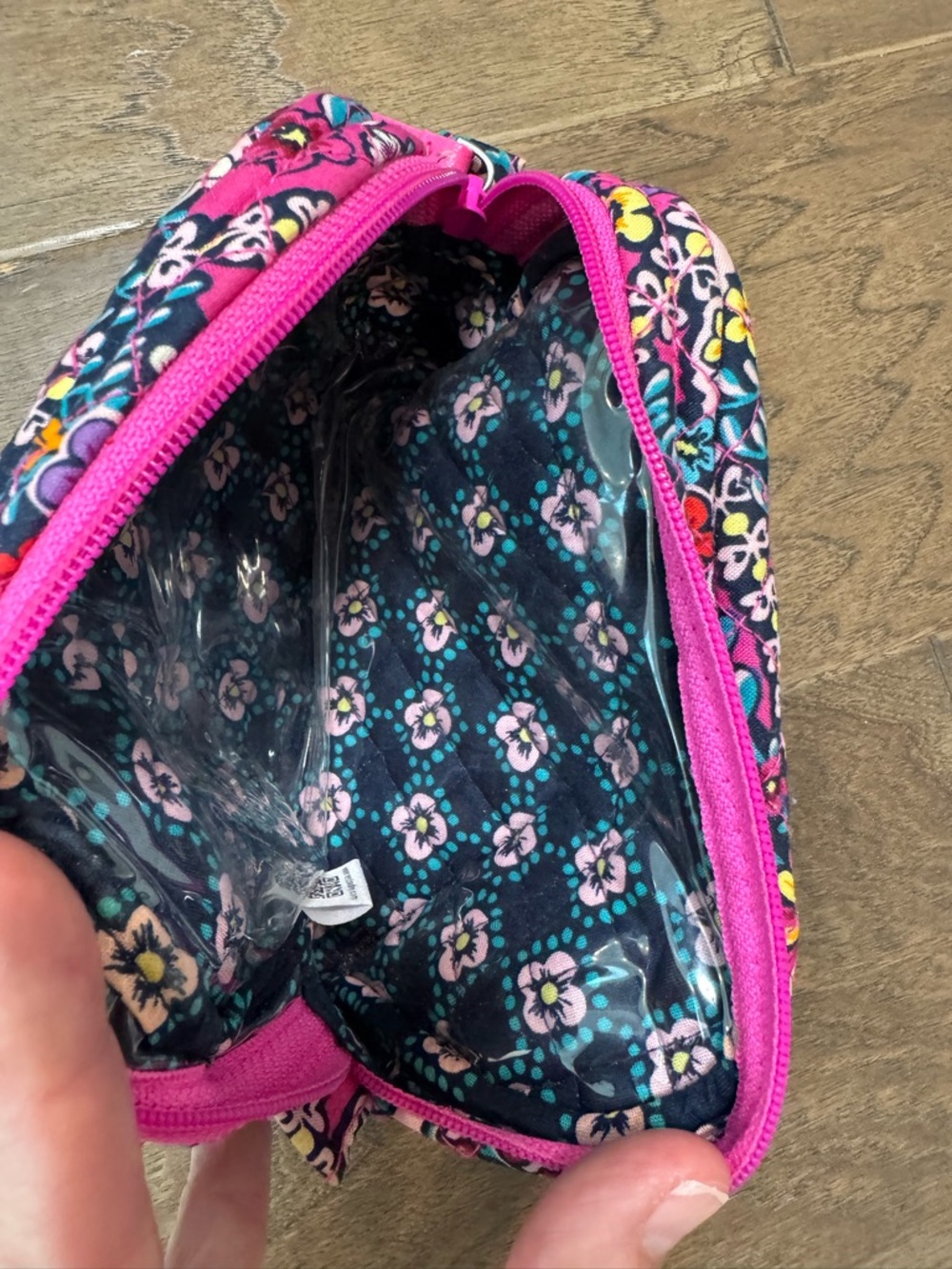 Vera Bradley Pink Floral “Kaleidoscope” Quilted Cosmetic Bag - Picture 6 of 8